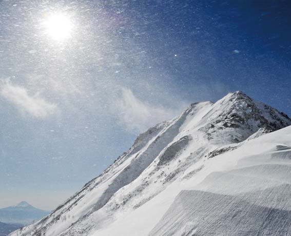 �Q���@����