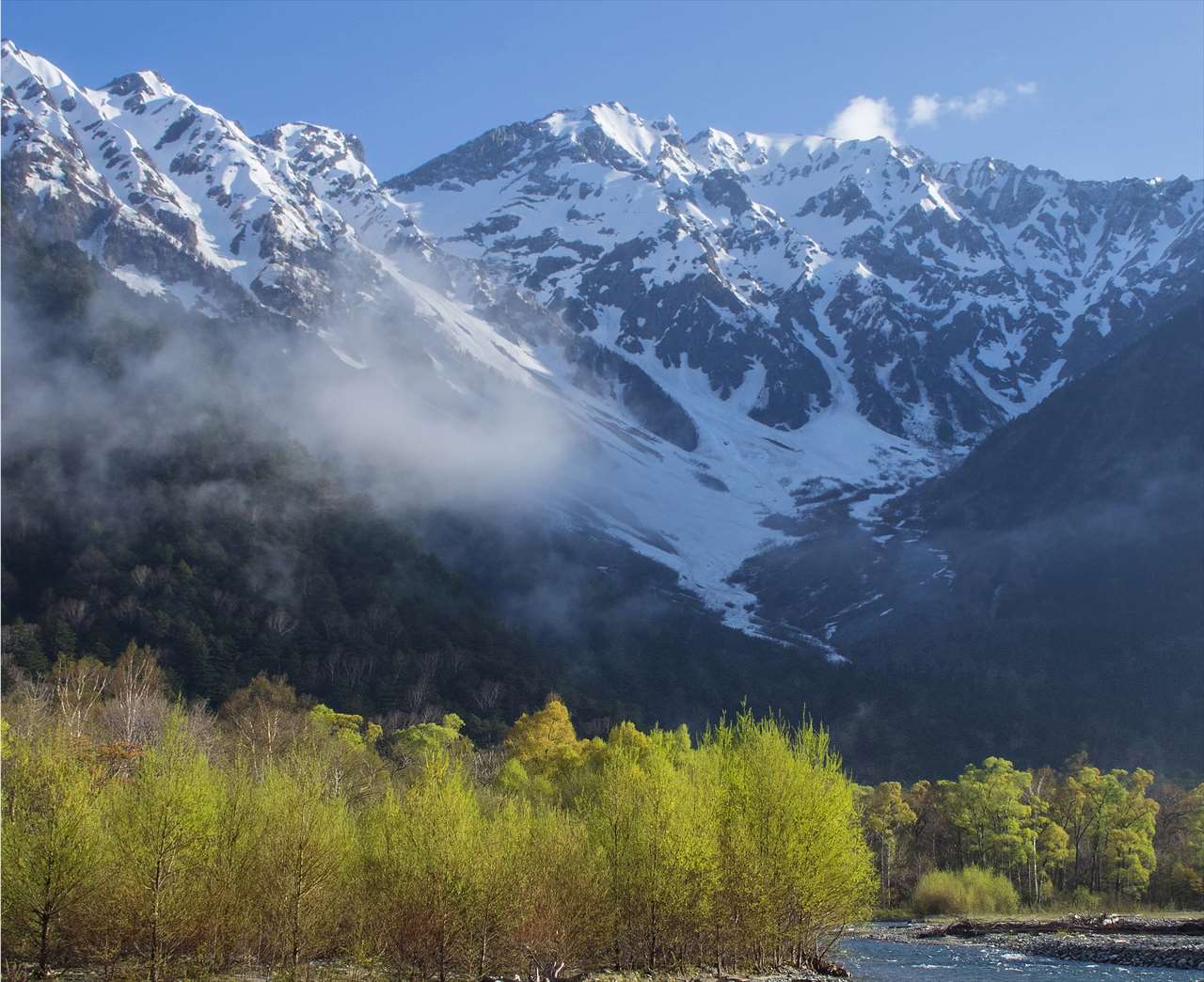 �T���@�_�X�̍~�藧��